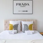 Beautiful Chic 5-Room Apartment In Marais & Bastille On Foot